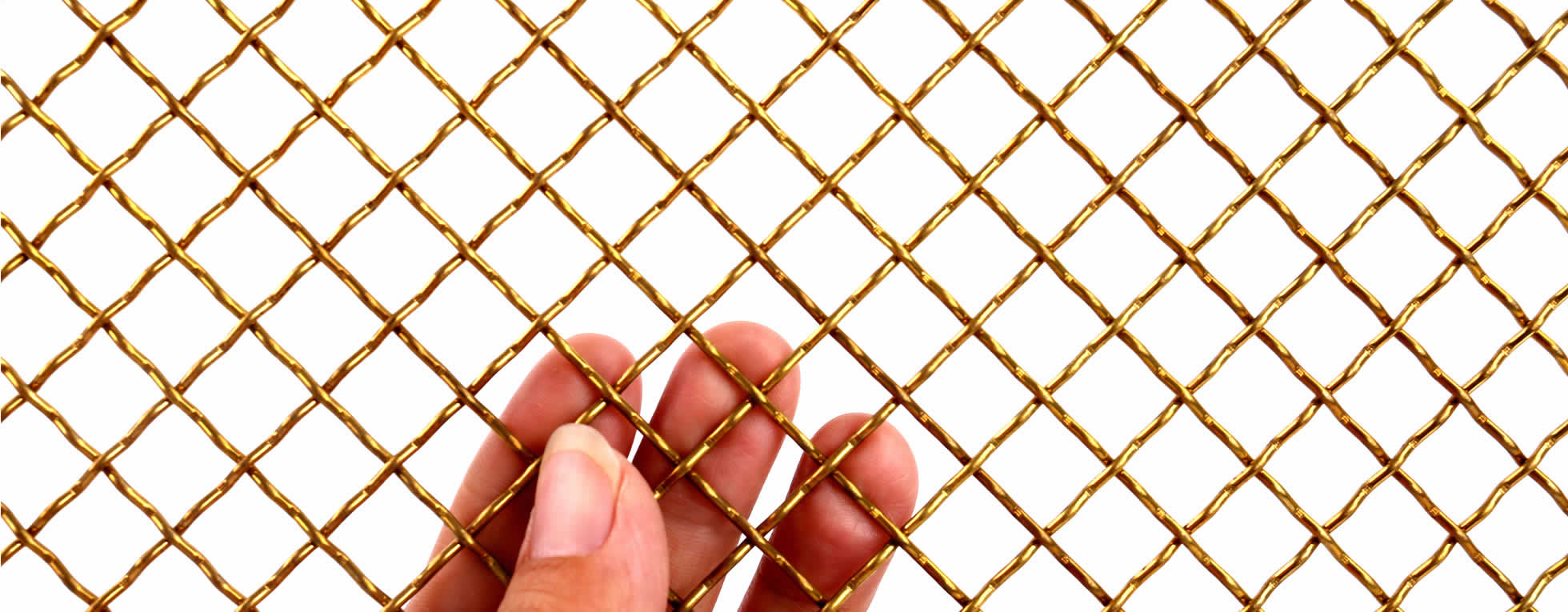 A piece of intermediate crimped wire mesh is hold by one hand.