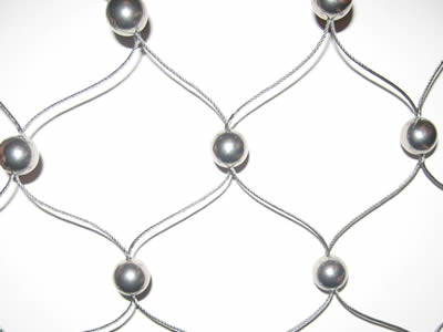 A piece of stainless steel ferrule type cable mesh which linked by round beads.